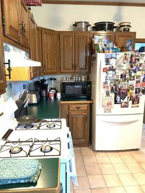 28 Goss St, Fall River, MA 02723 photo 18