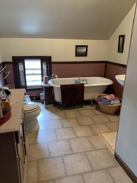 28 Goss St, Fall River, MA 02723 photo 31