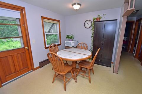 18 John St, Easthampton, MA 01027 photo 16