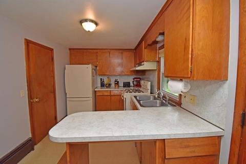18 John St, Easthampton, MA 01027 photo 13