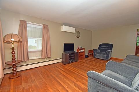 18 John St, Easthampton, MA 01027 photo 9