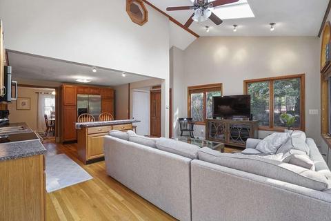 22 Cold Spring Rd, North Reading, MA 01864 photo 11