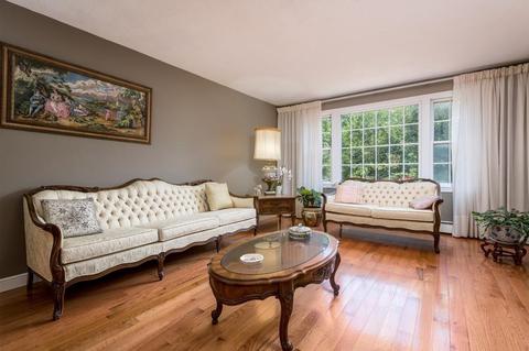85 Canterbury Ln, Needham, MA 02492 photo 4