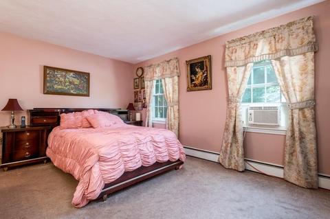 85 Canterbury Ln, Needham, MA 02492 photo 7