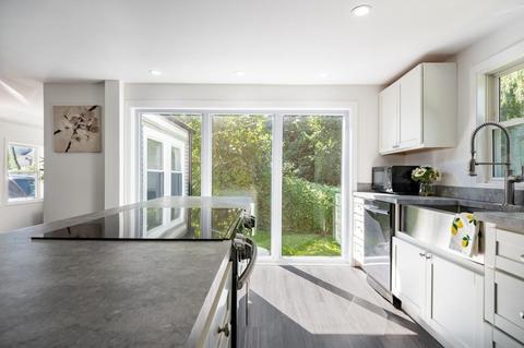 2 Maple St, Reading, MA 01867 photo 9