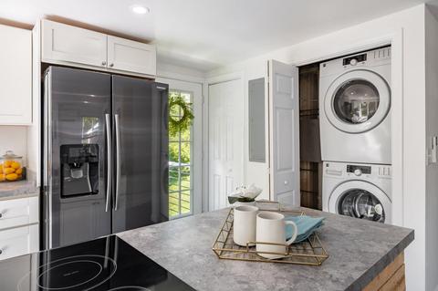 2 Maple St, Reading, MA 01867 photo 11