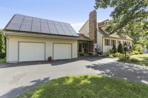 8 West St, Wareham, MA 02571 photo 1