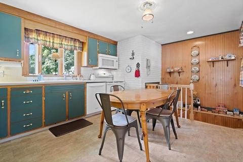 6 Buker Rd, Danvers, MA 01923 photo 2