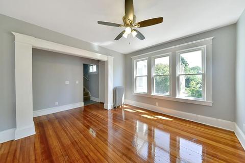 18 Dresden St, Springfield, MA 01109 photo 6