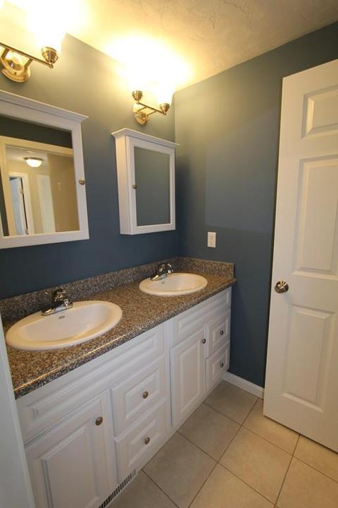41 Bittersweet Blvd, Worcester, MA 01607 photo 5