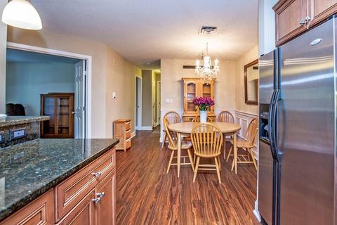 300 Brookside #E, Andover, MA 01810 photo 6