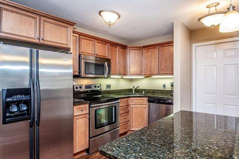 300 Brookside #E, Andover, MA 01810 photo 3