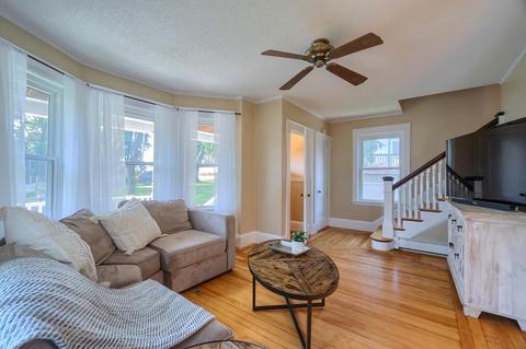 23 Sturtevant St, Beverly, MA 01915 photo 6