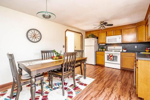 81 Bairdcrest Rd, Springfield, MA 01118 photo 1