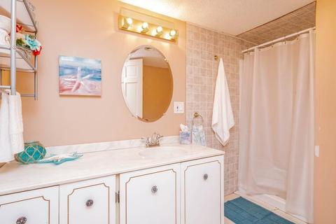 81 Bairdcrest Rd, Springfield, MA 01118 photo 23
