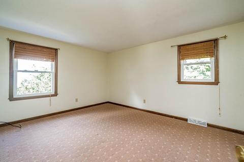 81 Bairdcrest Rd, Springfield, MA 01118 photo 15