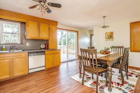 81 Bairdcrest Rd, Springfield, MA 01118 photo 12