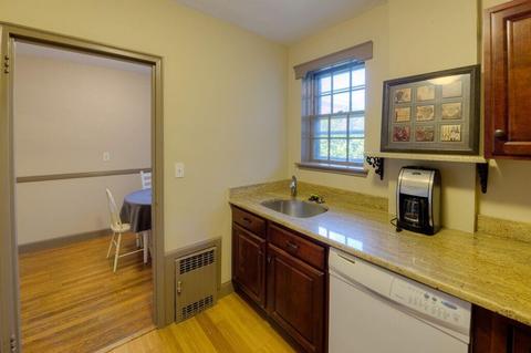 58 Elm St #7, Worcester, MA 01609 photo 14