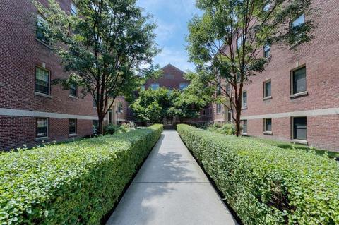 58 Elm St #7, Worcester, MA 01609 photo 2