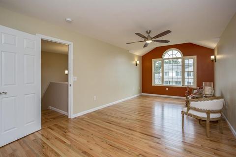 31 Delaware Ave, Springfield, MA 01119 photo 11