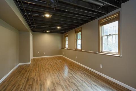 31 Delaware Ave, Springfield, MA 01119 photo 20