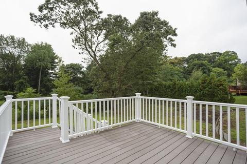 31 Delaware Ave, Springfield, MA 01119 photo 24