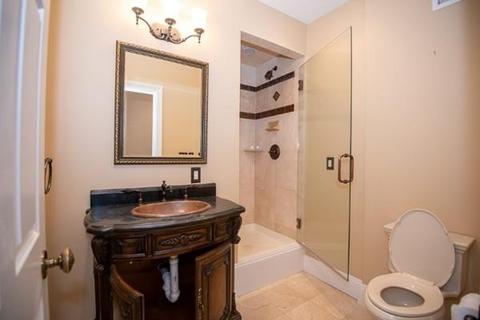 10 Macomber Ln, Framingham, MA 01702 photo 22