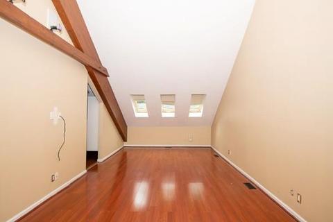10 Macomber Ln, Framingham, MA 01702 photo 30