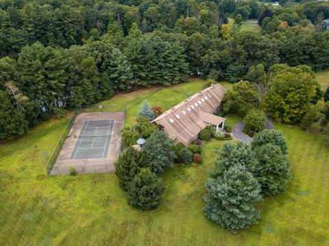 10 Macomber Ln, Framingham, MA 01702 photo 37