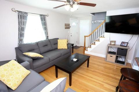 128 Derryfield Ave, Springfield, MA 01118 photo 8