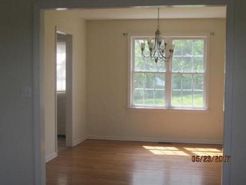 158 Orient, Worcester, MA 01604 photo 4