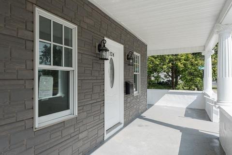 124 Myrtle St, Springfield, MA 01151 photo 15