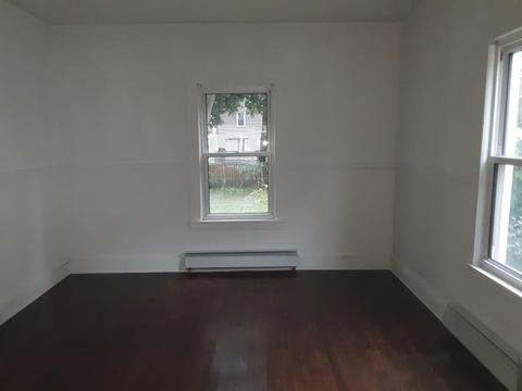 23 Bevier St, Springfield, MA 01107 photo 10