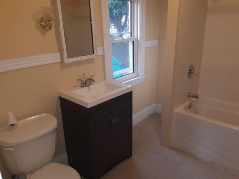 23 Bevier St, Springfield, MA 01107 photo 7
