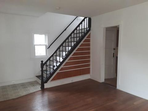 23 Bevier St, Springfield, MA 01107 photo 9