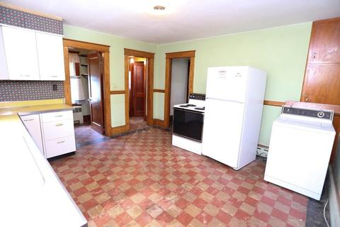 58 Bourne St, Palmer, MA 01080 photo 5