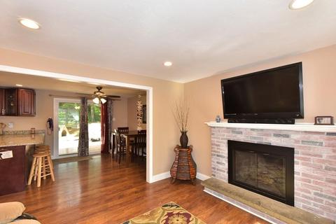 68 Brigham Rd, Worcester, MA 01609 photo 12