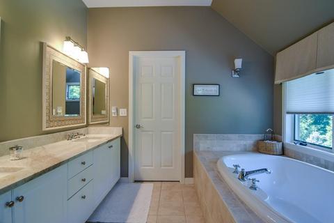 78 Glen St, Dover, MA 02030 photo 18