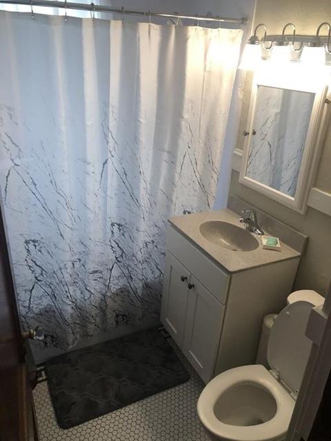 446 Carew St, Springfield, MA 01104 photo 9