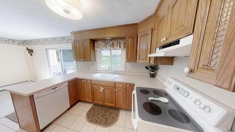 14 Upland Rd, Atkinson, NH 03811 photo 5