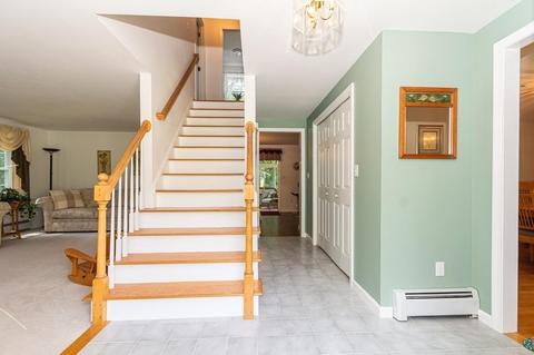 40 Trinity Way, Dracut, MA 01826 photo 6