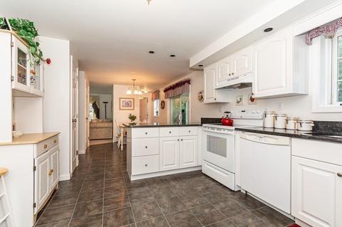 40 Trinity Way, Dracut, MA 01826 photo 14