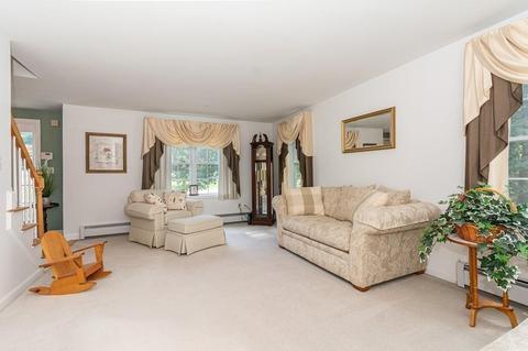 40 Trinity Way, Dracut, MA 01826 photo 9