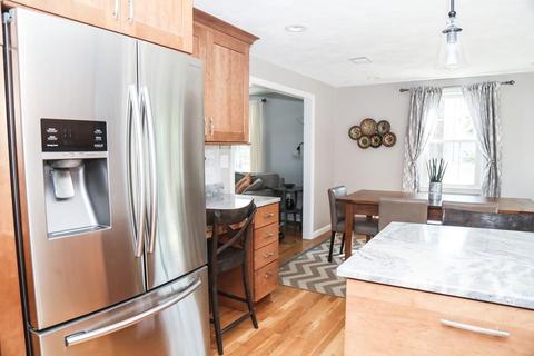 4 Locksley Rd, Danvers, MA 01923 photo 9