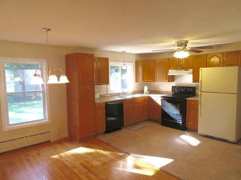 37 Francis St, Springfield, MA 01104 photo 7