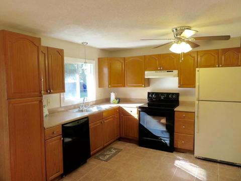 37 Francis St, Springfield, MA 01104 photo 8
