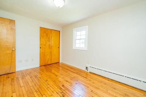 37 Francis St, Springfield, MA 01104 photo 17