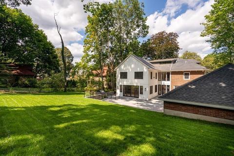 122 Clinton Rd, Brookline, MA 02445 photo 26