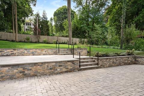 122 Clinton Rd, Brookline, MA 02445 photo 27