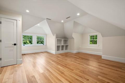 122 Clinton Rd, Brookline, MA 02445 photo 23